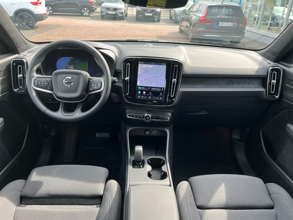 Volvo EX40