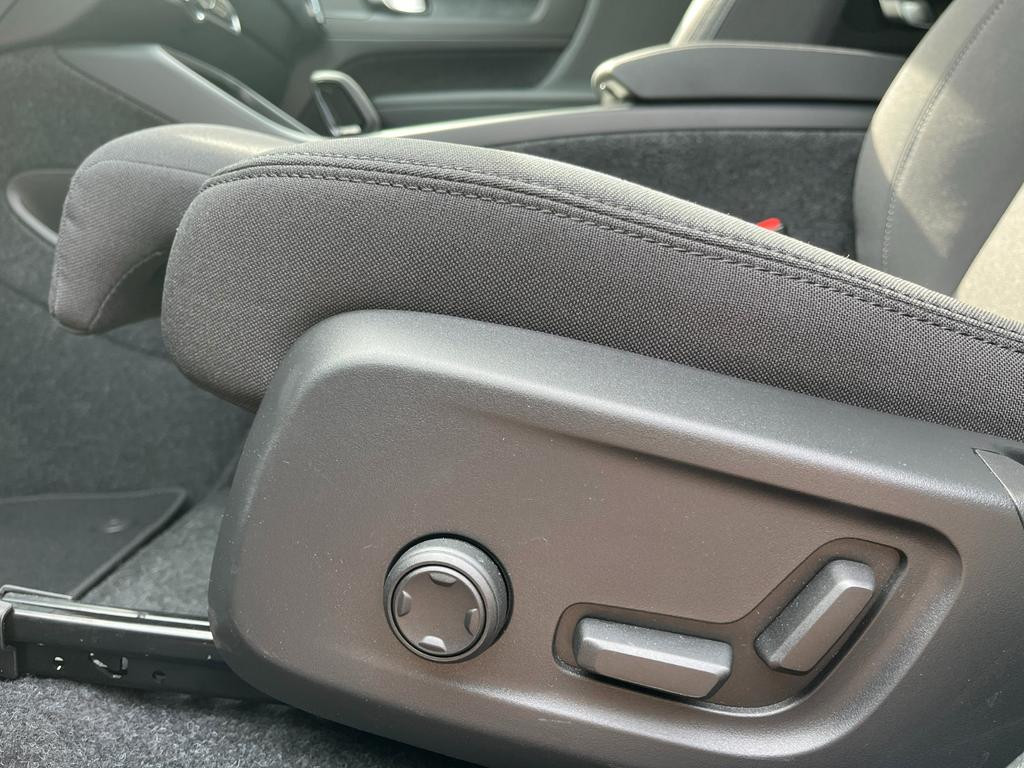 Volvo EX40