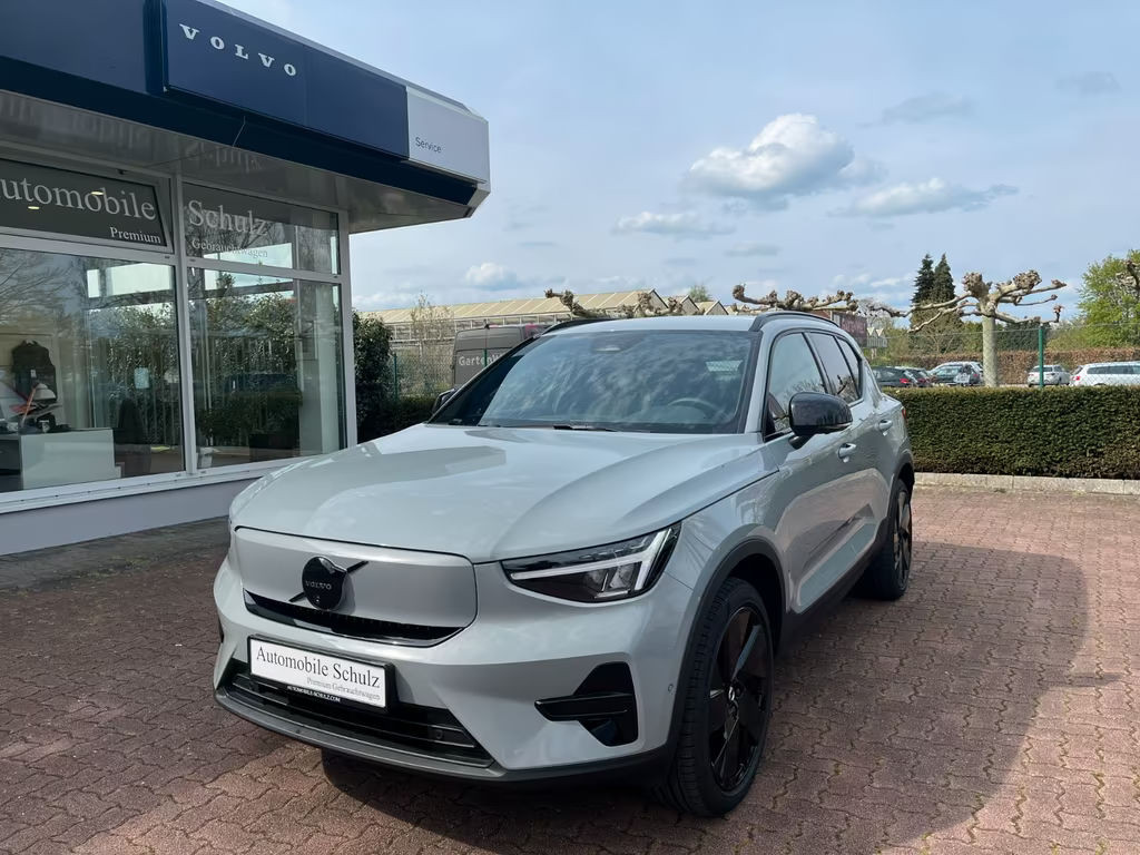 Volvo EX40