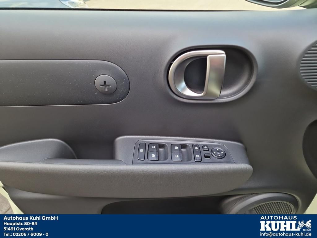 Hyundai INSTER
