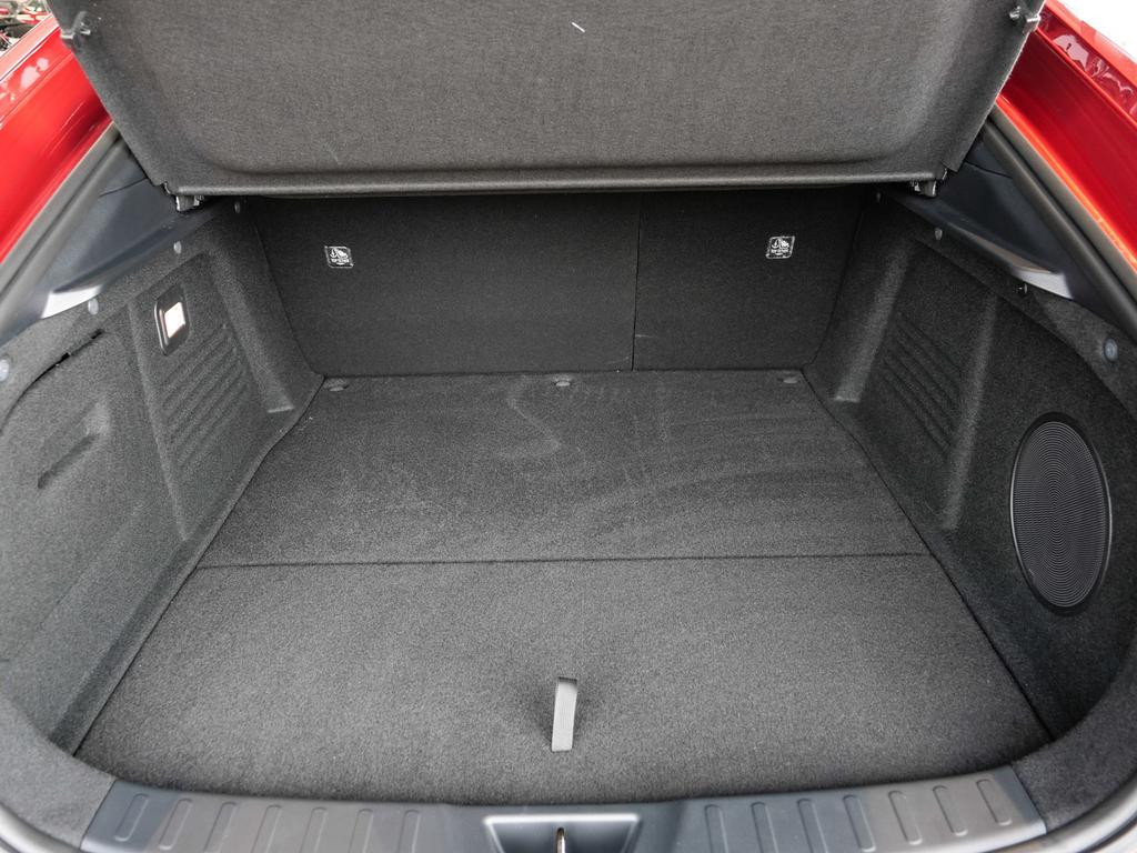Mazda 6e