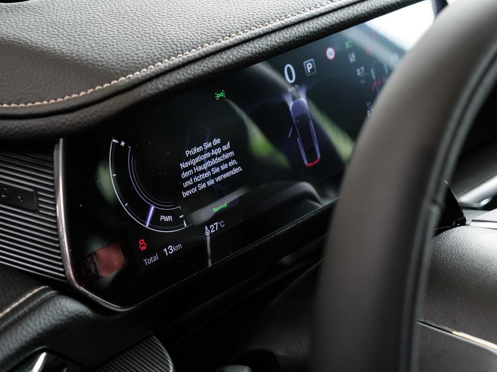 Mazda 6e
