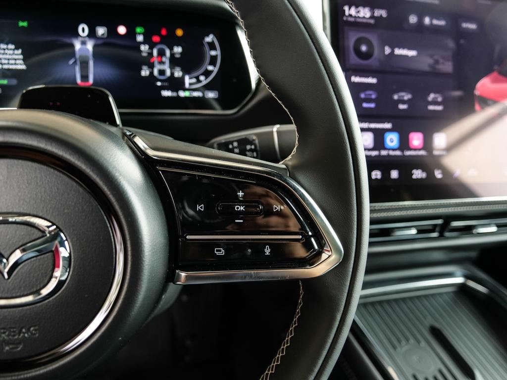 Mazda 6e