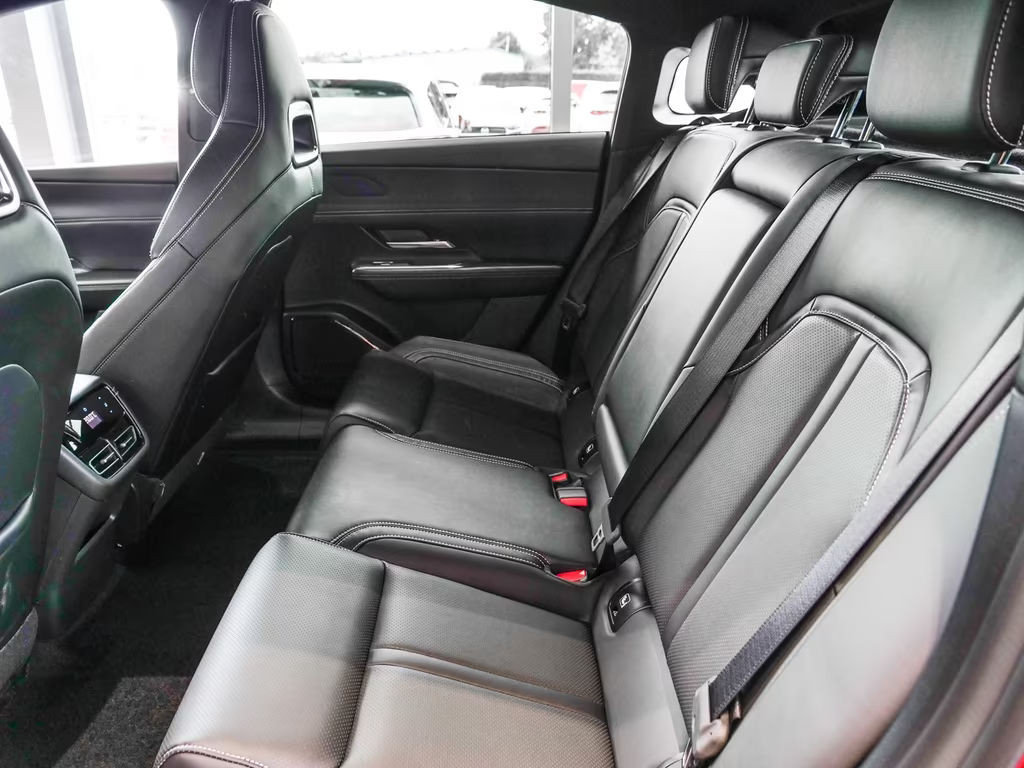 Mazda 6e