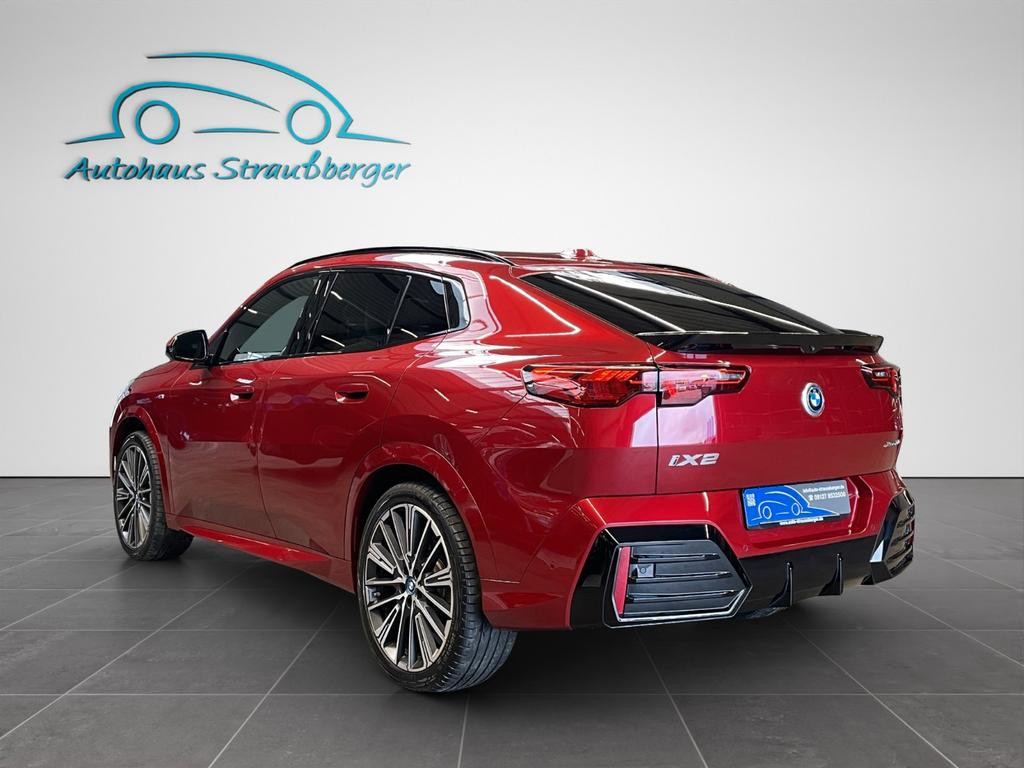 BMW iX2
