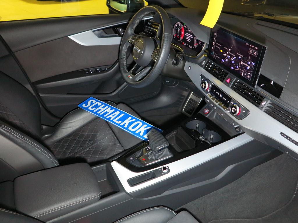 Audi S4 Avant Quattro