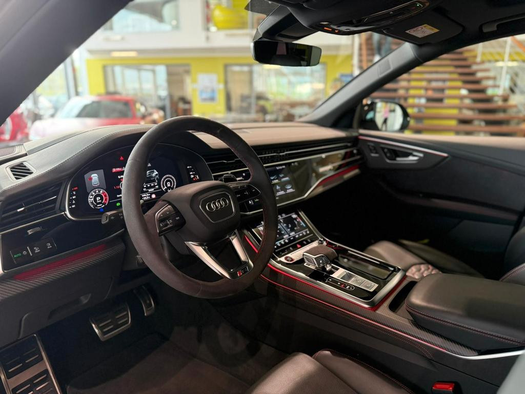 Audi RS Q8