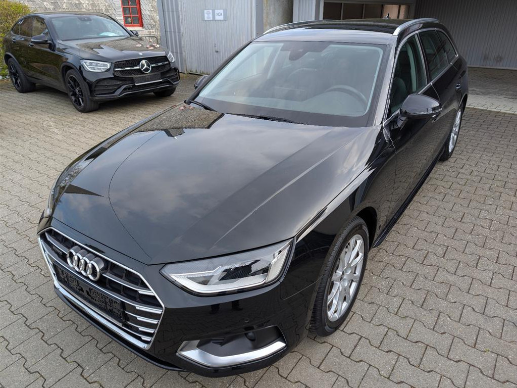 Audi A4 Avant Quattro 40 TFSI