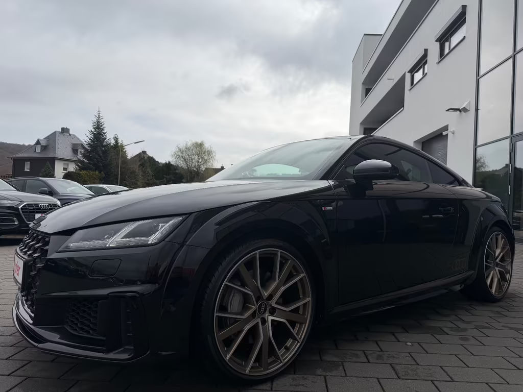 Audi TT Coupé Quattro S-Line 45 TFSI