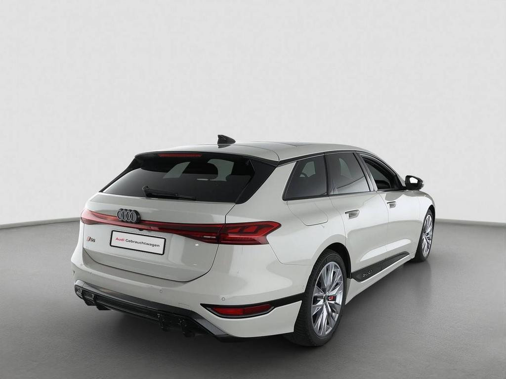 Audi S6 e-tron