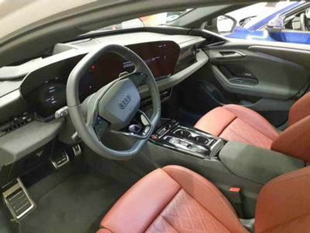 Audi S6 e-tron