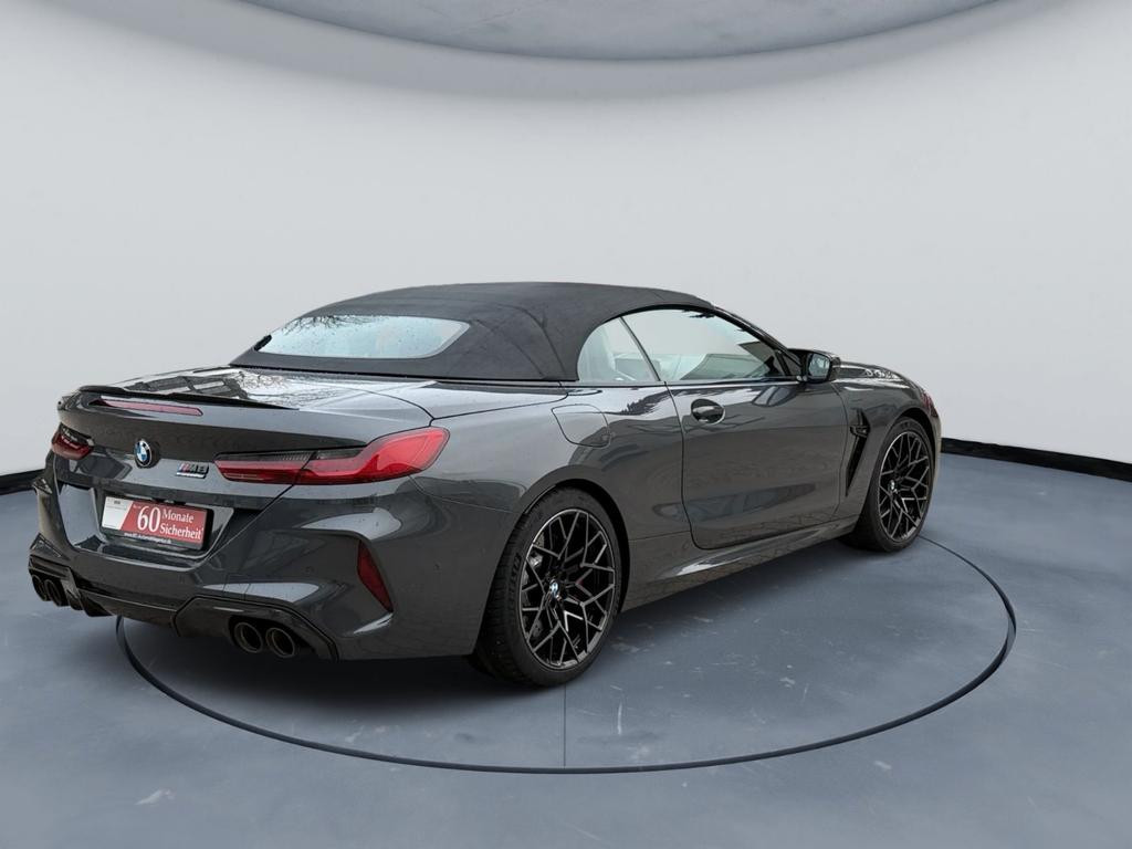 BMW M8