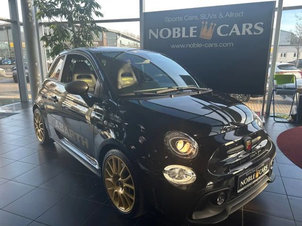 Abarth 695 70th Anniversario T-Jet