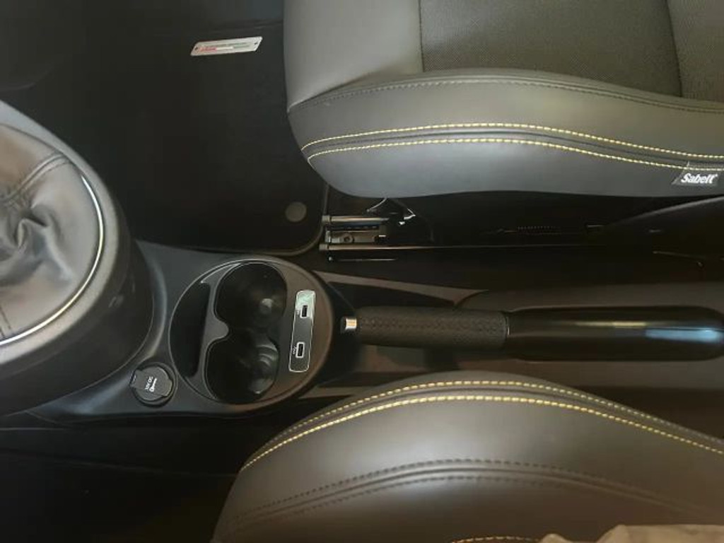 Abarth 695
