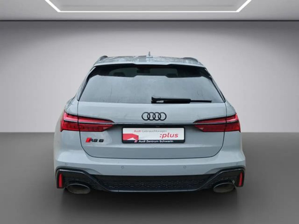 Audi RS6 Avant Quattro 4.0 TFSI