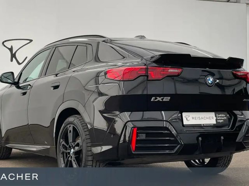 BMW iX2
