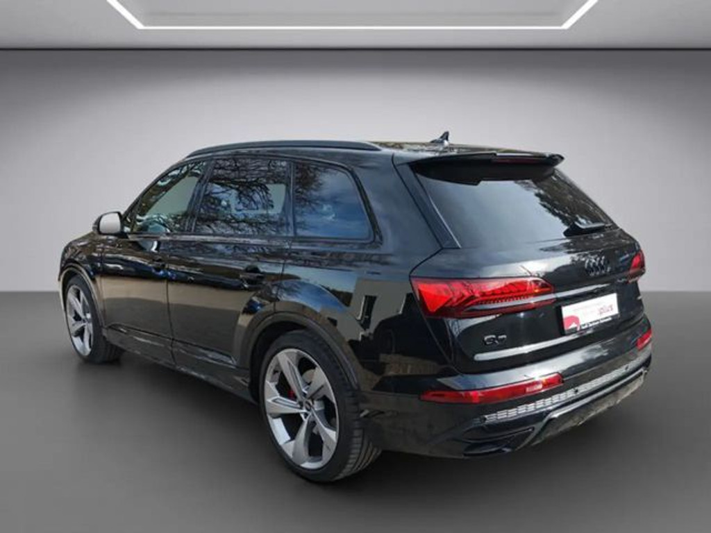 Audi Q7 Quattro S-Line 55 TFSI