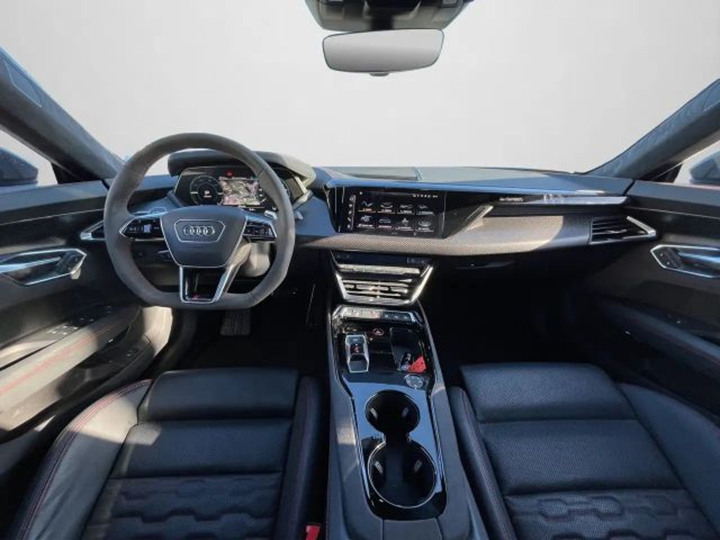 Audi RS e-tron GT SOH:91% KERAMIK-BREMSE CARBON-OPTIK