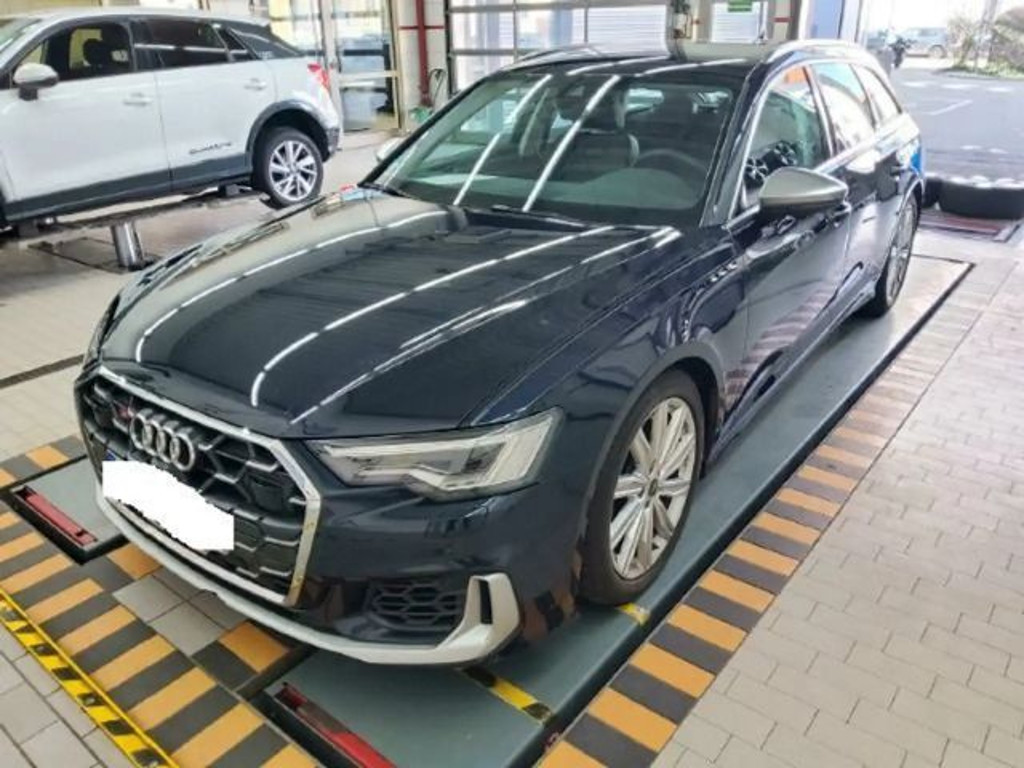 Audi S6
