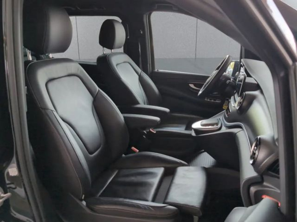 Mercedes-Benz V-Klasse V 300 4MATIC AMG Line AVANTGARDE Limousine Lang