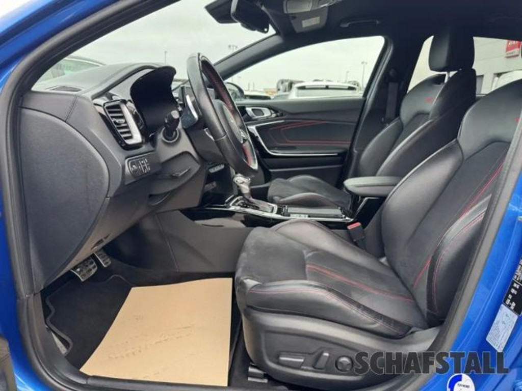 Kia ProCeed