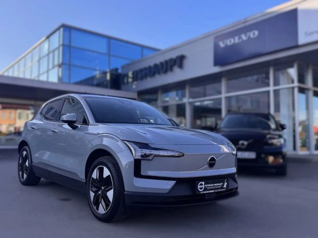 Volvo EX30 Core Extended range