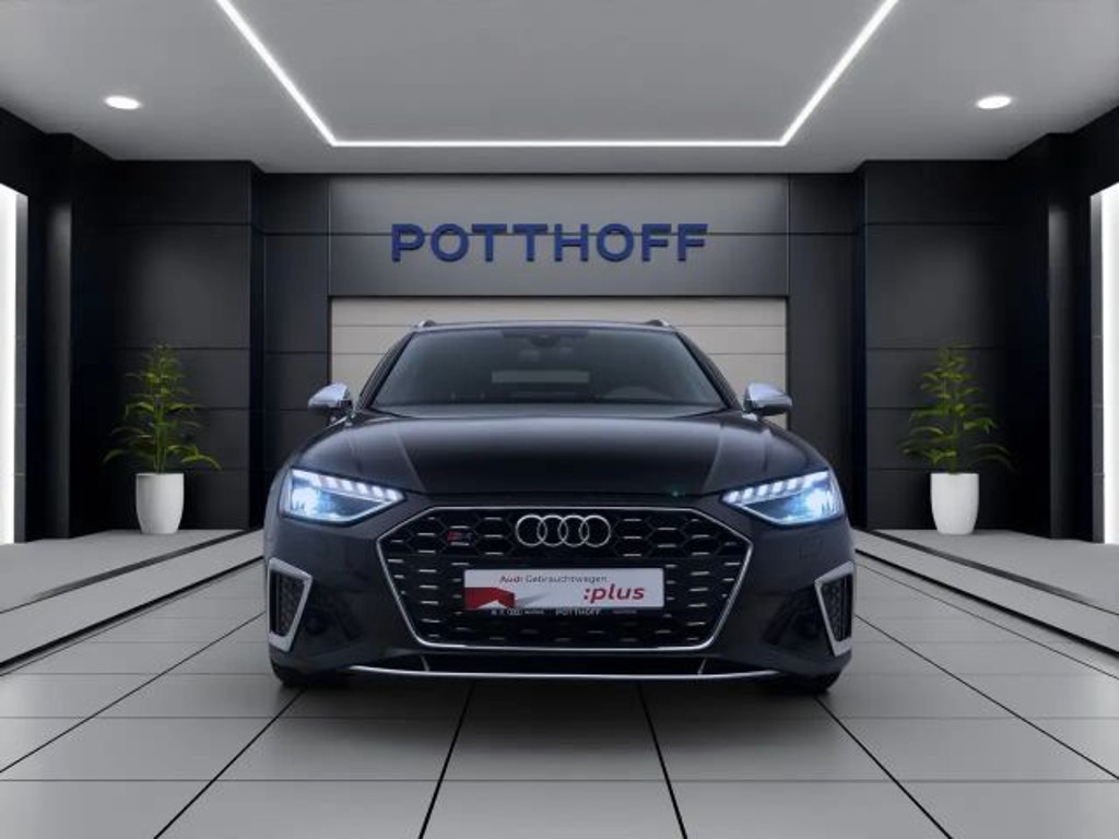 Audi S4