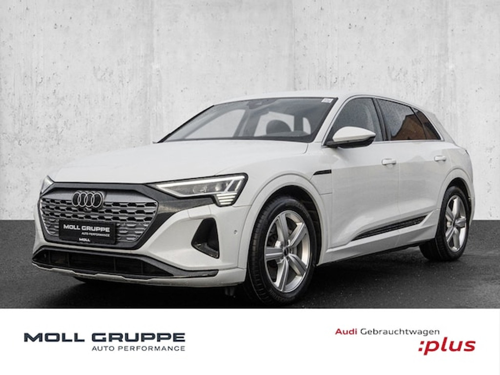 Audi Q8 e-tron Quattro 50