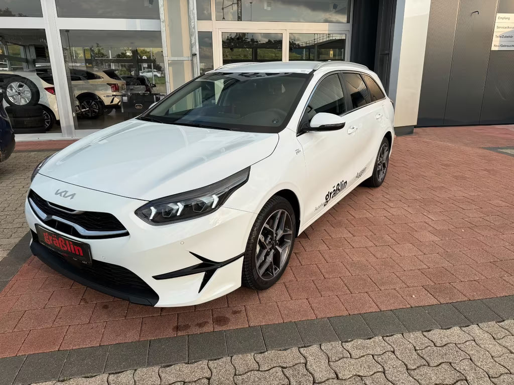 Kia Ceed 1.5 DCT 48V ultimate StyleP