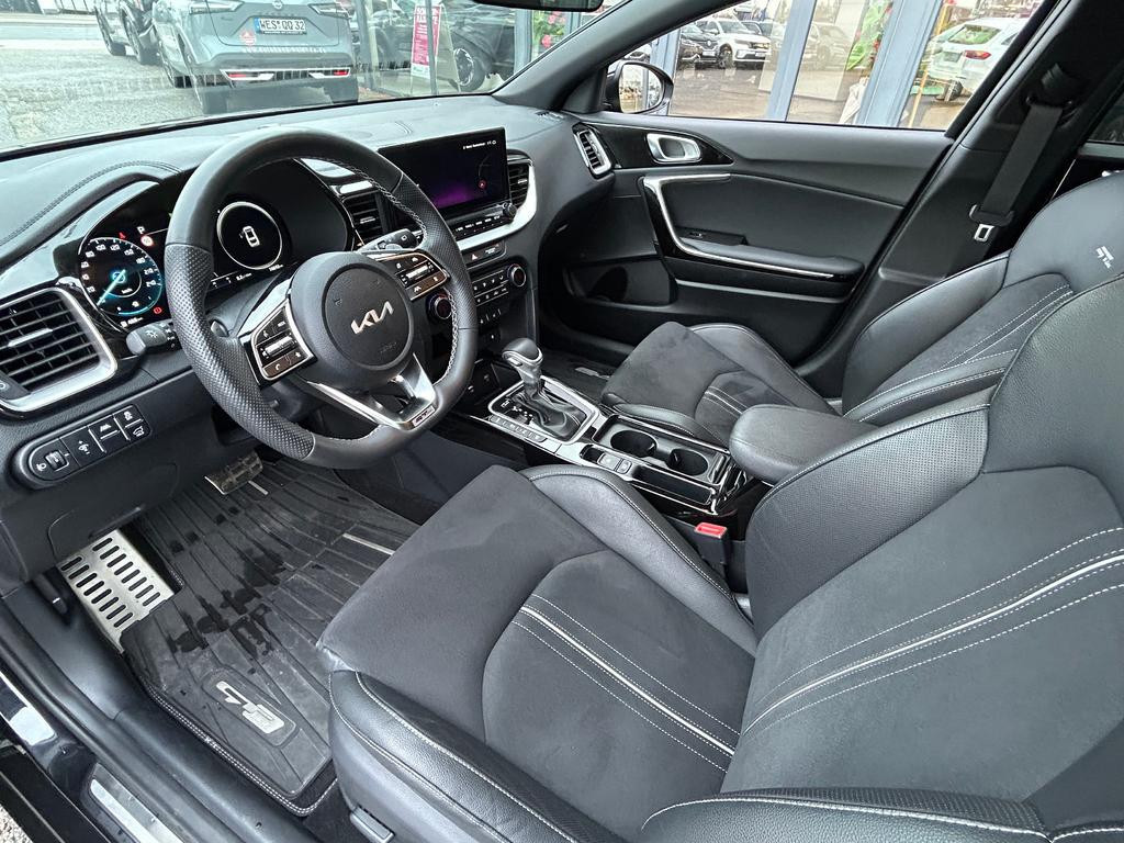 Kia ProCeed