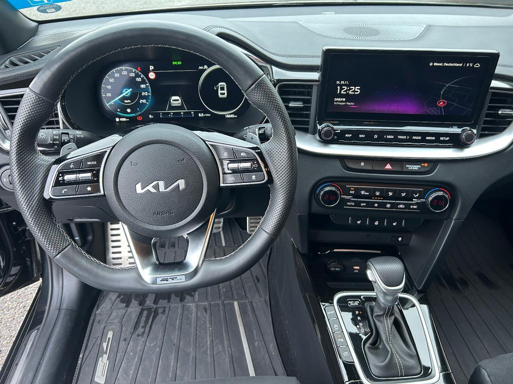 Kia ProCeed