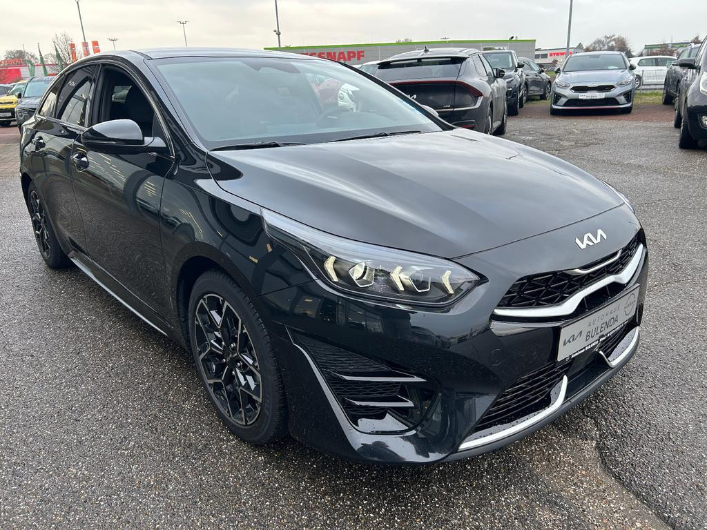 Kia ProCeed