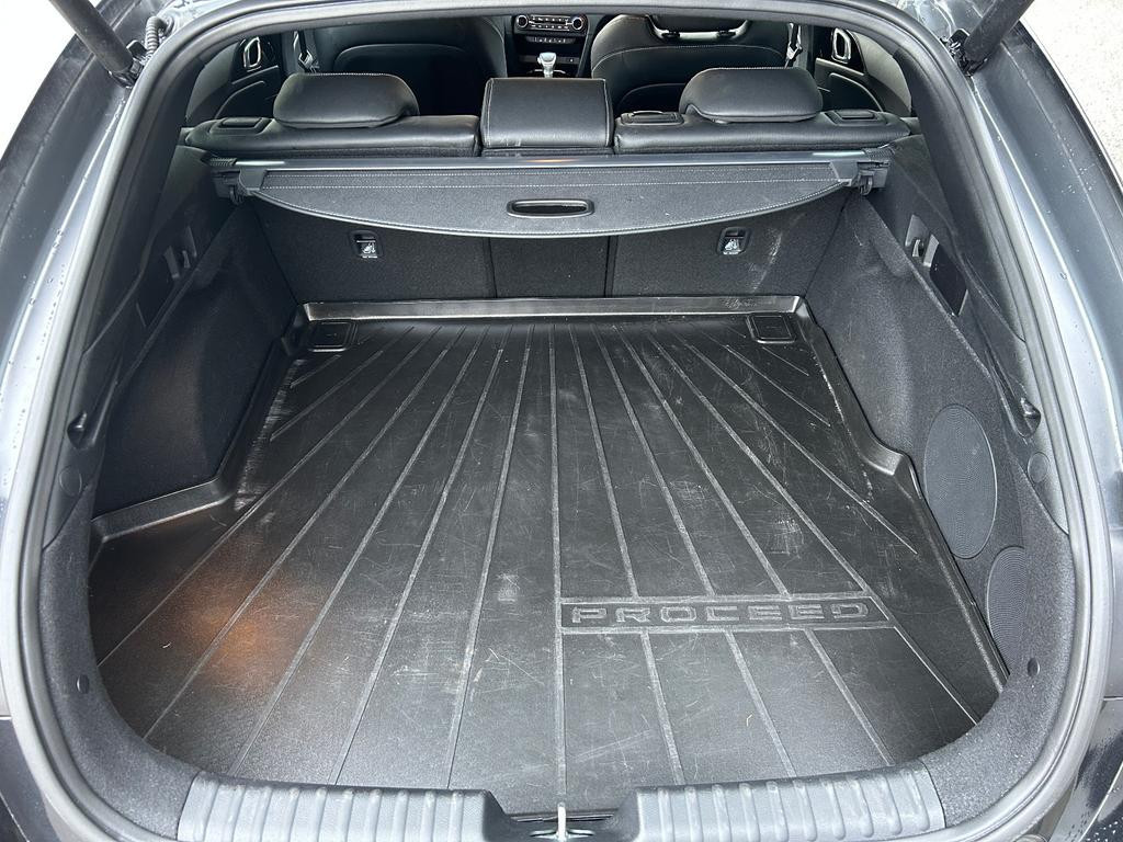 Kia ProCeed
