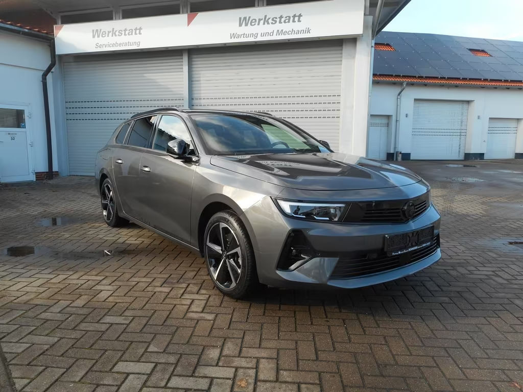 Opel Astra Sports Tourer Grand Sport GS-Line