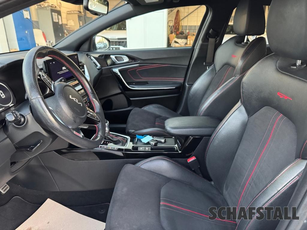 Kia ProCeed