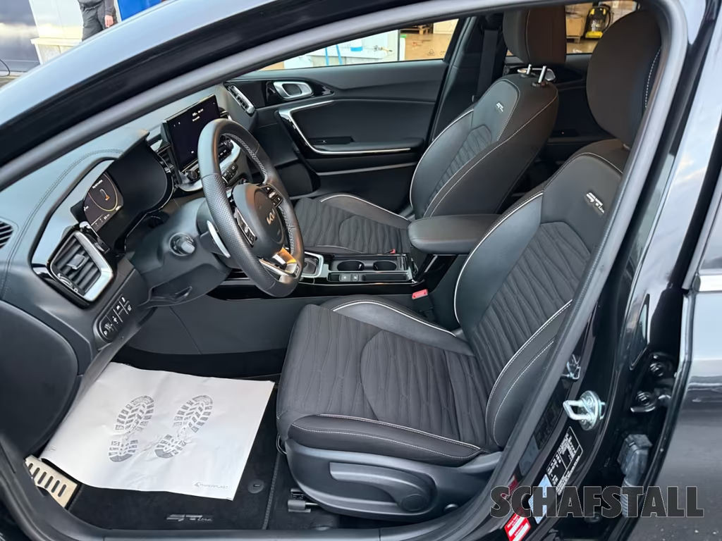 Kia ProCeed