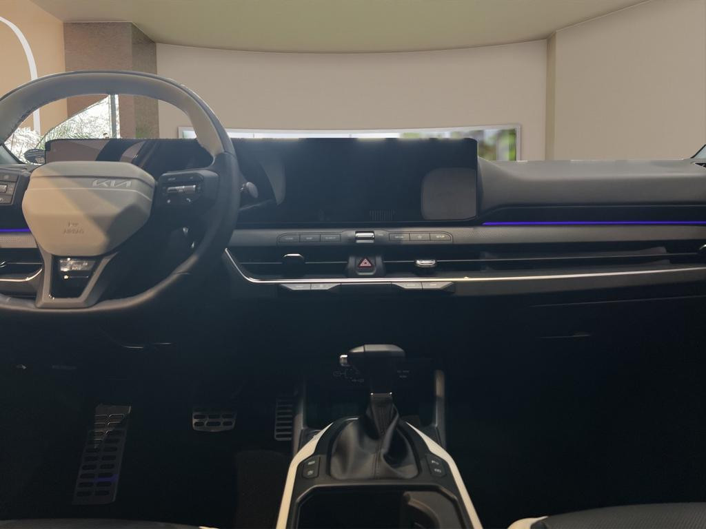 Kia K4