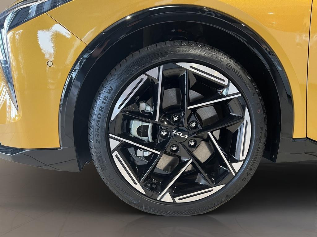 Kia K4