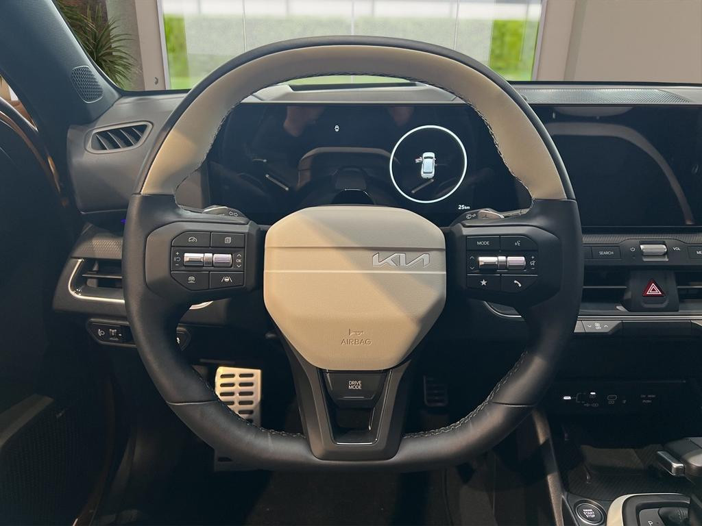 Kia K4