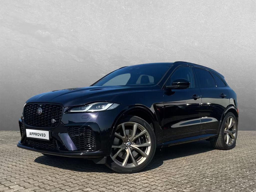 Jaguar F-Pace SVR