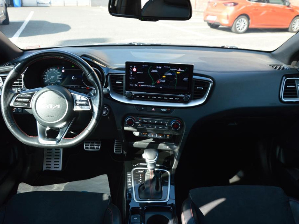 Kia ProCeed