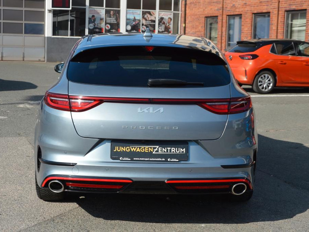 Kia ProCeed