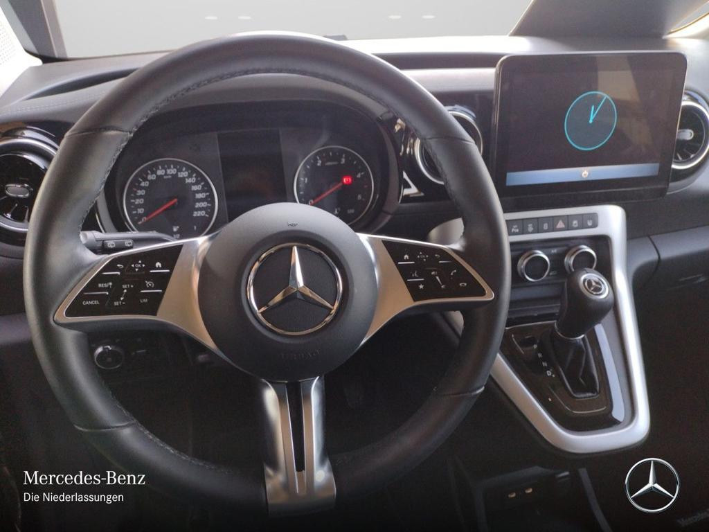 Mercedes-Benz T 180