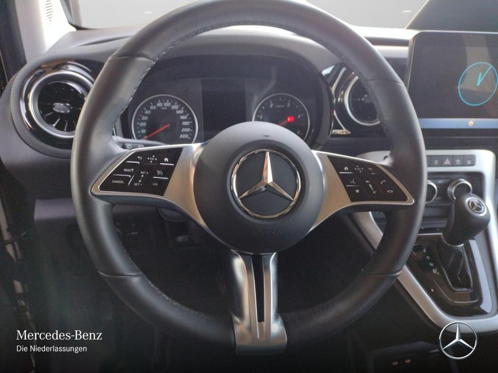 Mercedes-Benz T 180