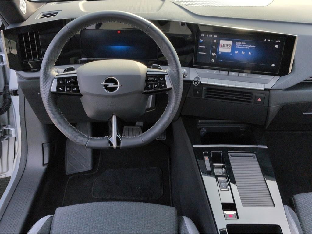 Opel Astra Sports Tourer 1.2 Turbo Edition