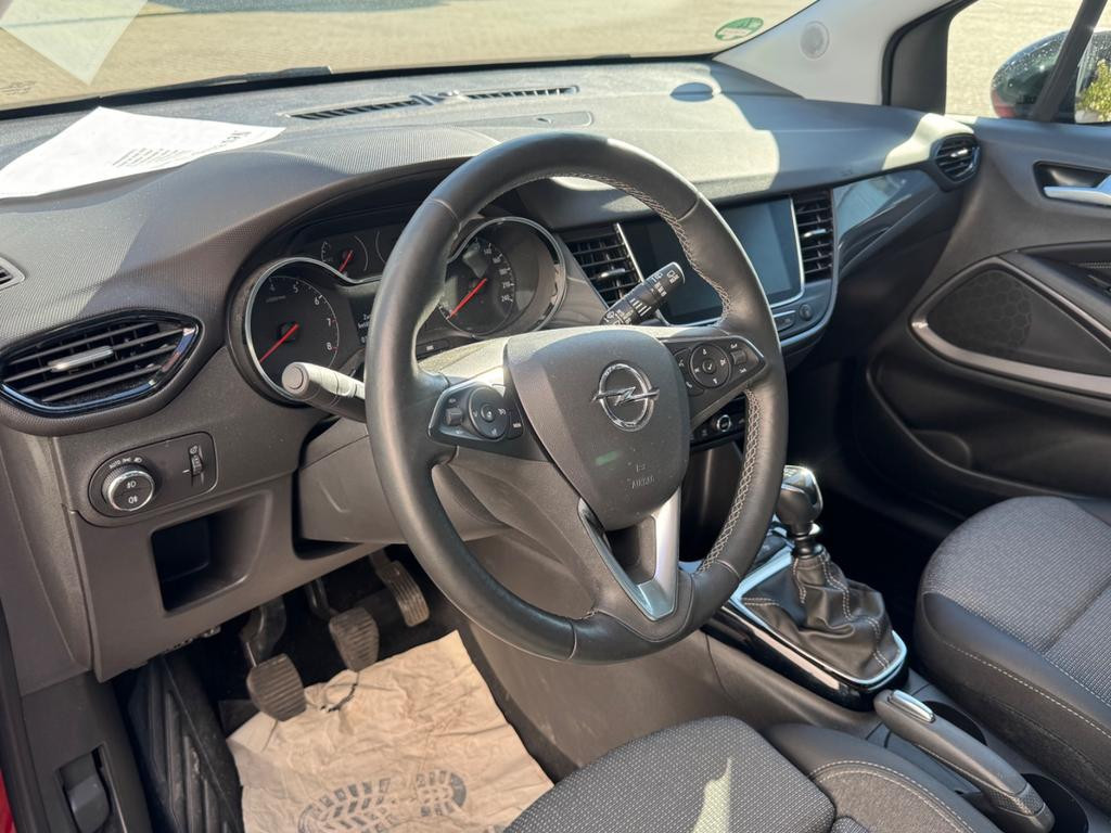 Opel Crossland X