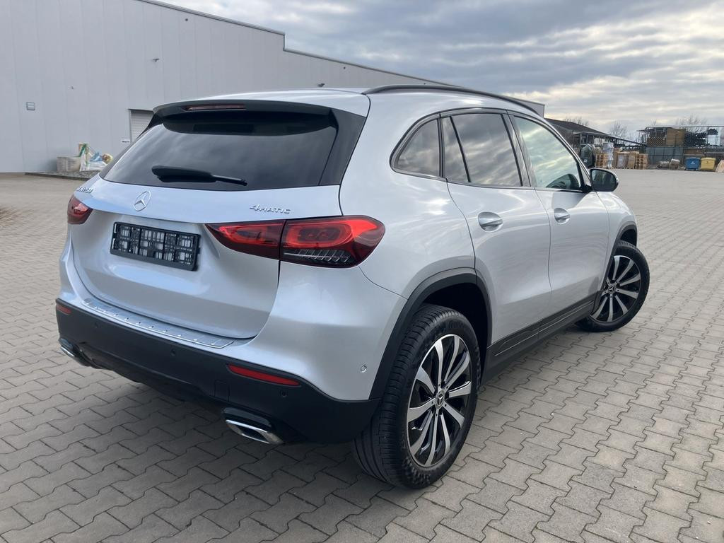 Mercedes-Benz GLA-Klasse