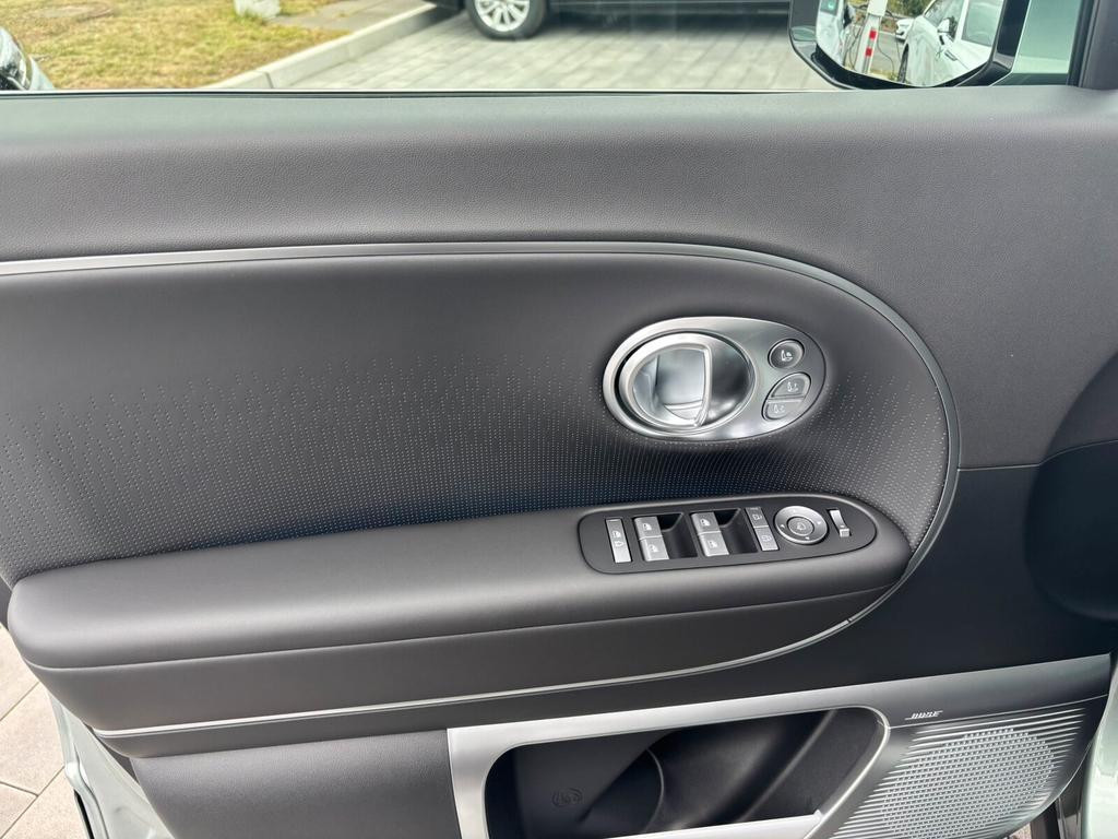 Hyundai IONIQ 9