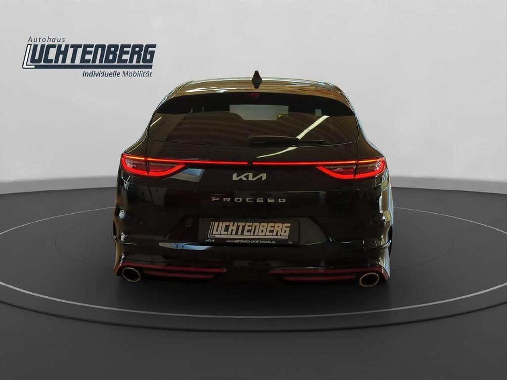 Kia ProCeed