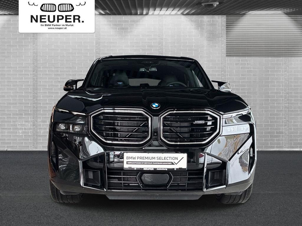BMW XM